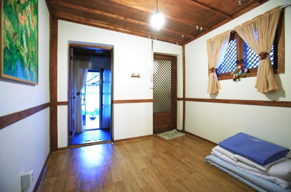 Mongyouhwawon Guesthouse Jeonju Exteriör bild